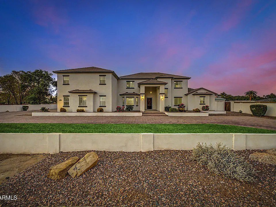 The Quartz luxury estate in Mesa, Arizona, front exterior at dusk